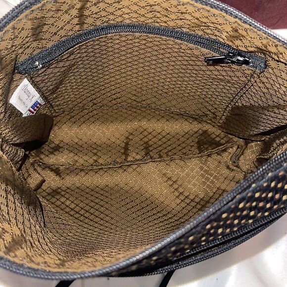 Vintage Danny K of Beverly Hills Zippered Tapestry Bag - Picture 8 of 11